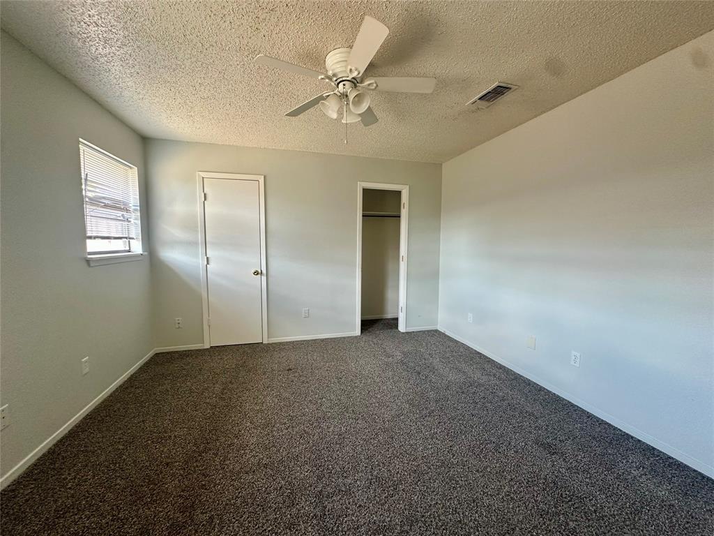 2450 Se 40th Street Property Photo 8