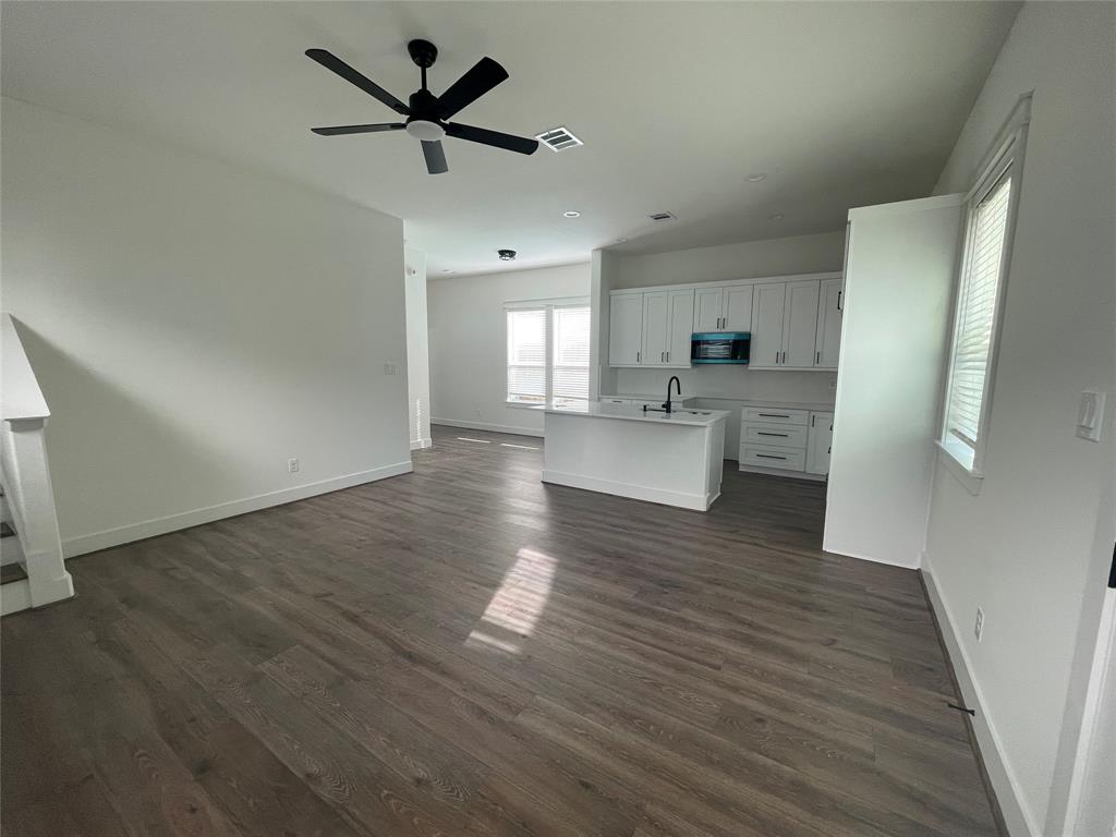 3535 Spring Avenue Property Photo 3
