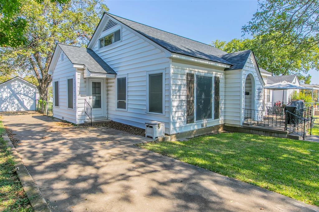 2603 Pine Avenue Property Photo 3