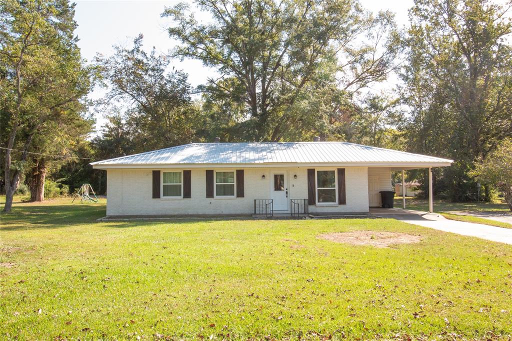 601 Uncas Street Property Photo 1