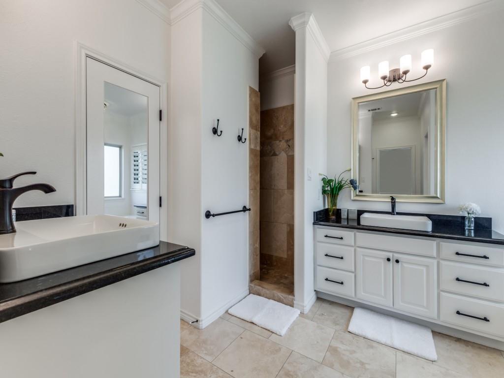 5848 Lago Vista Drive Property Photo 12