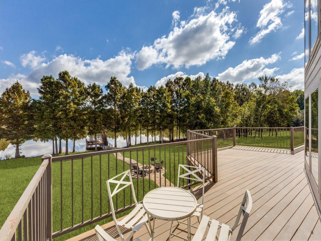 5848 Lago Vista Drive Property Photo 21