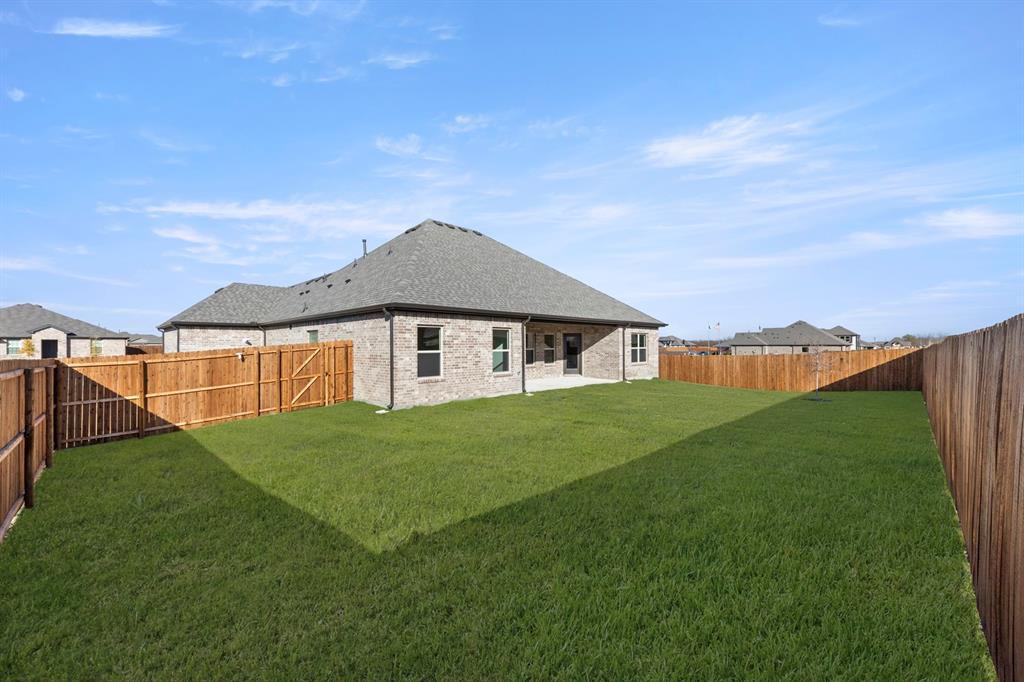 219 Saddletree Drive Property Photo 27