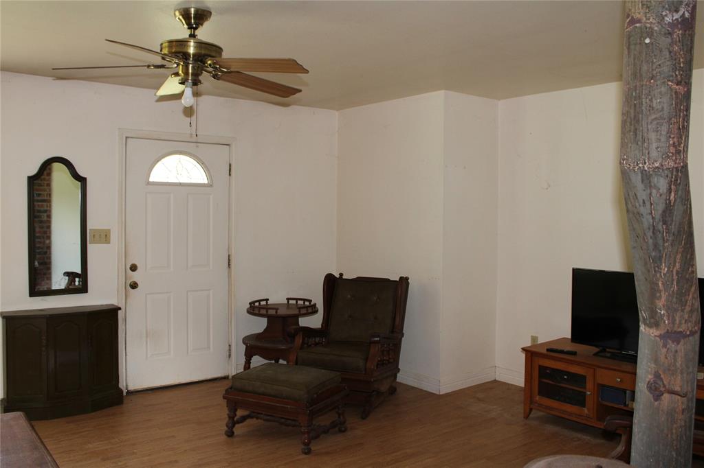 120 Fm 2064 Property Photo 3