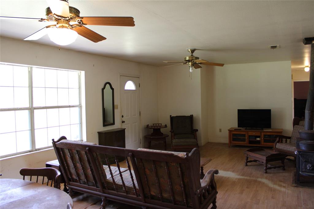 120 Fm 2064 Property Photo 4