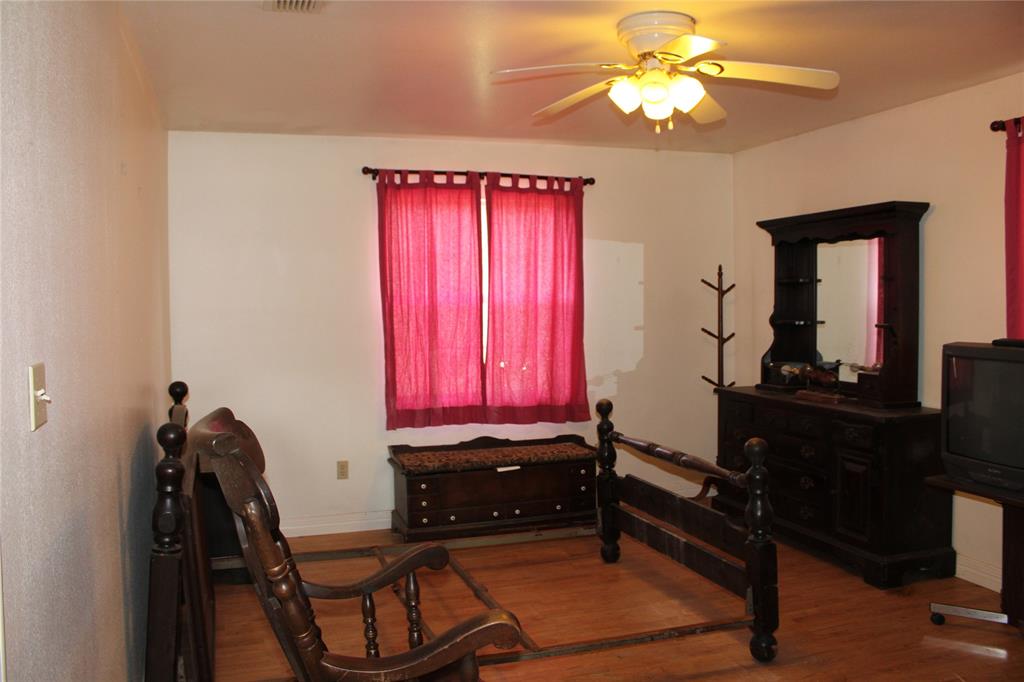 120 Fm 2064 Property Photo 29