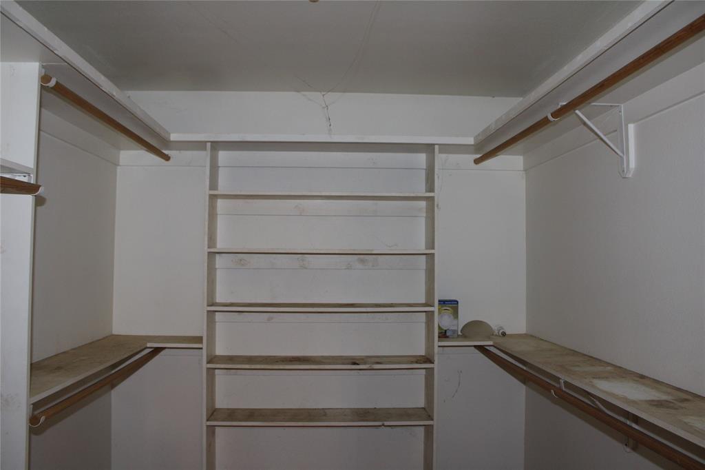 120 Fm 2064 Property Photo 31