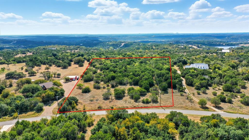 3240 Skyline Drive Property Photo 1