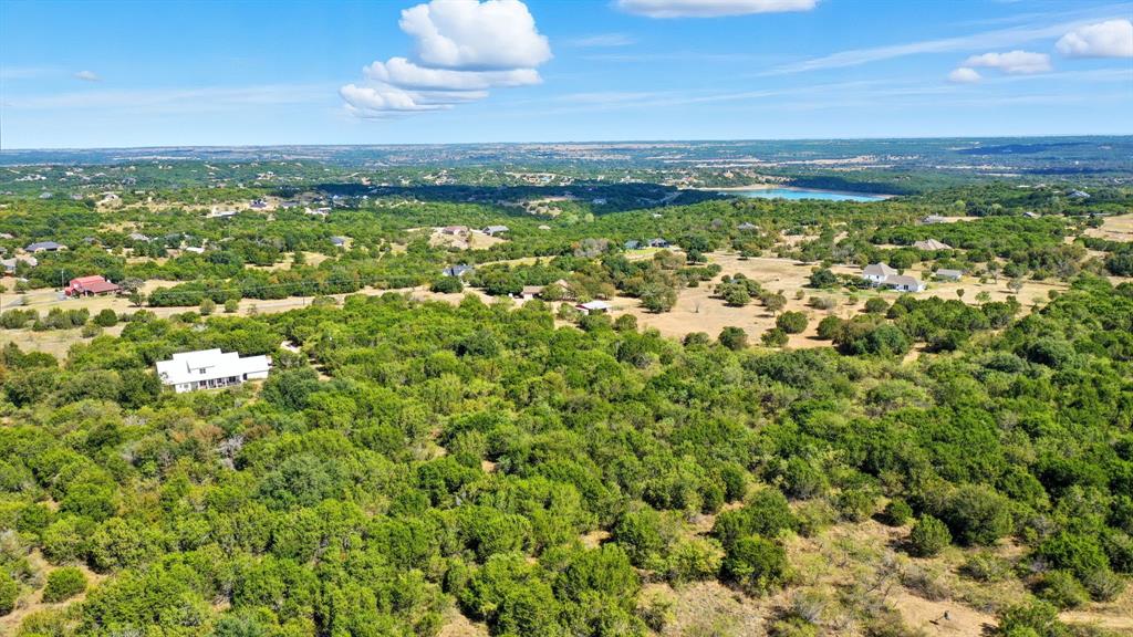 3240 Skyline Drive Property Photo 6