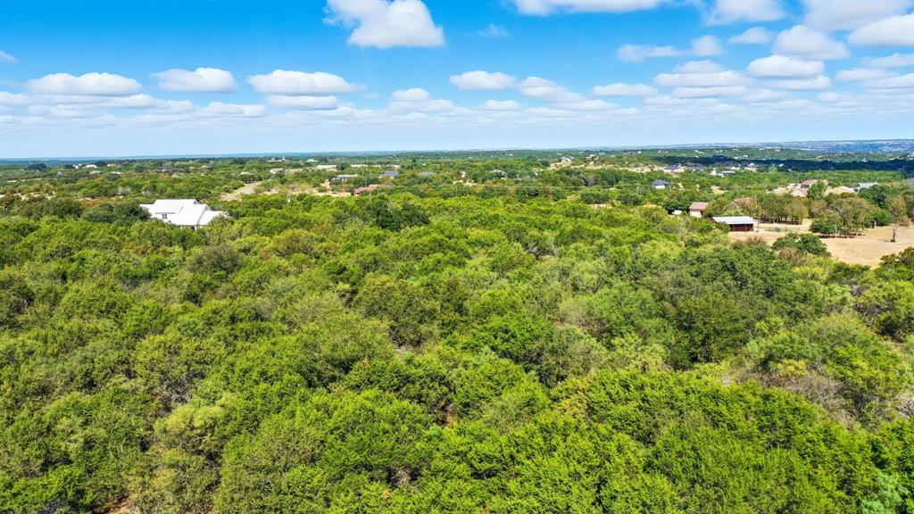 3240 Skyline Drive Property Photo 10