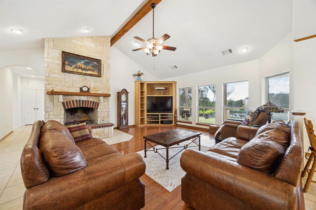 2343 W Fm 455 Property Photo 5