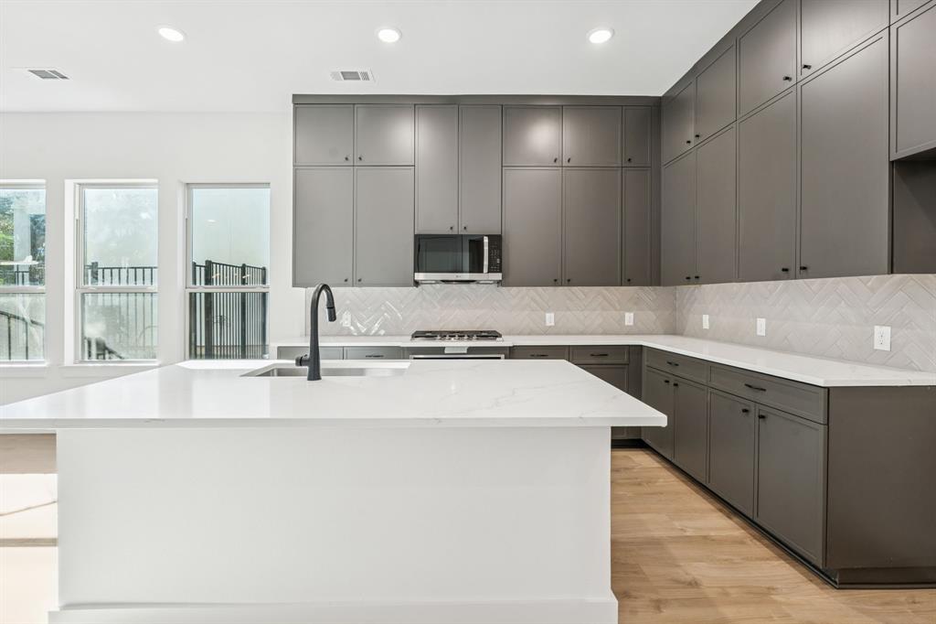 428 Waterscape Drive 1338 Property Photo 1