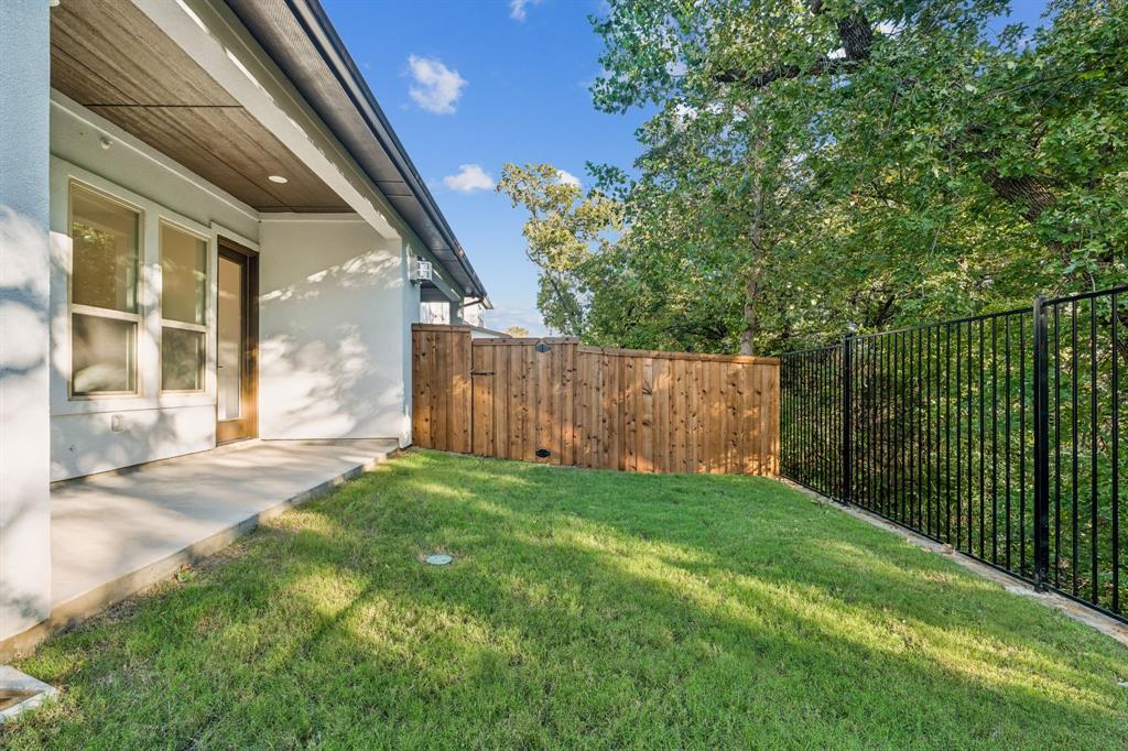 428 Waterscape Drive 1338 Property Photo 5