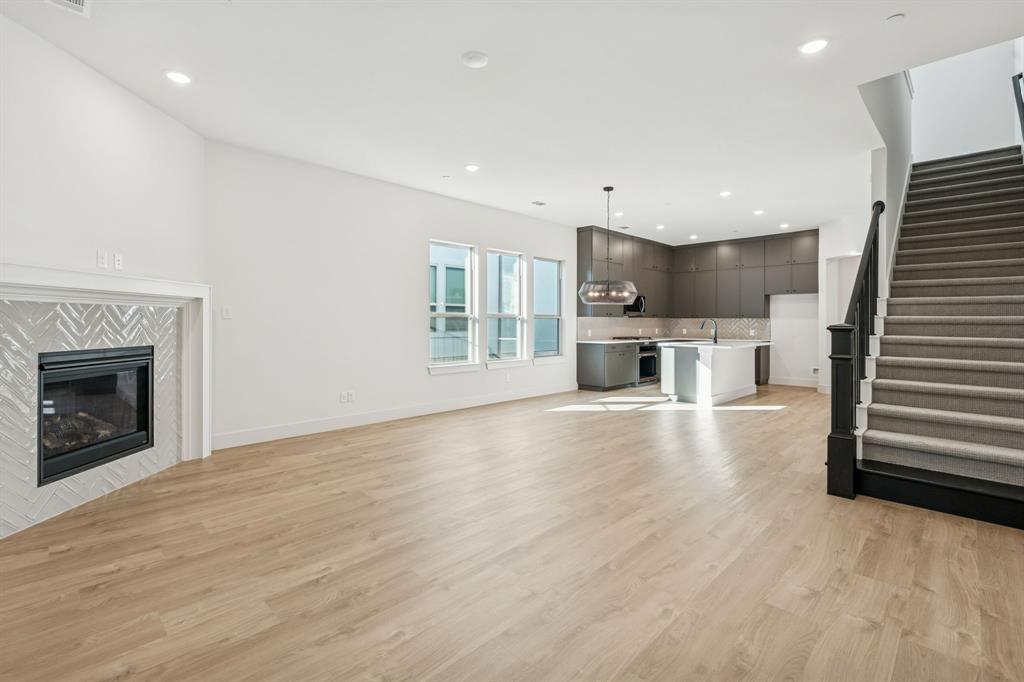 428 Waterscape Drive 1338 Property Photo 15