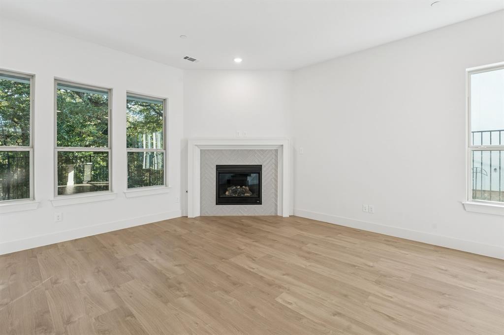 428 Waterscape Drive 1338 Property Photo 16