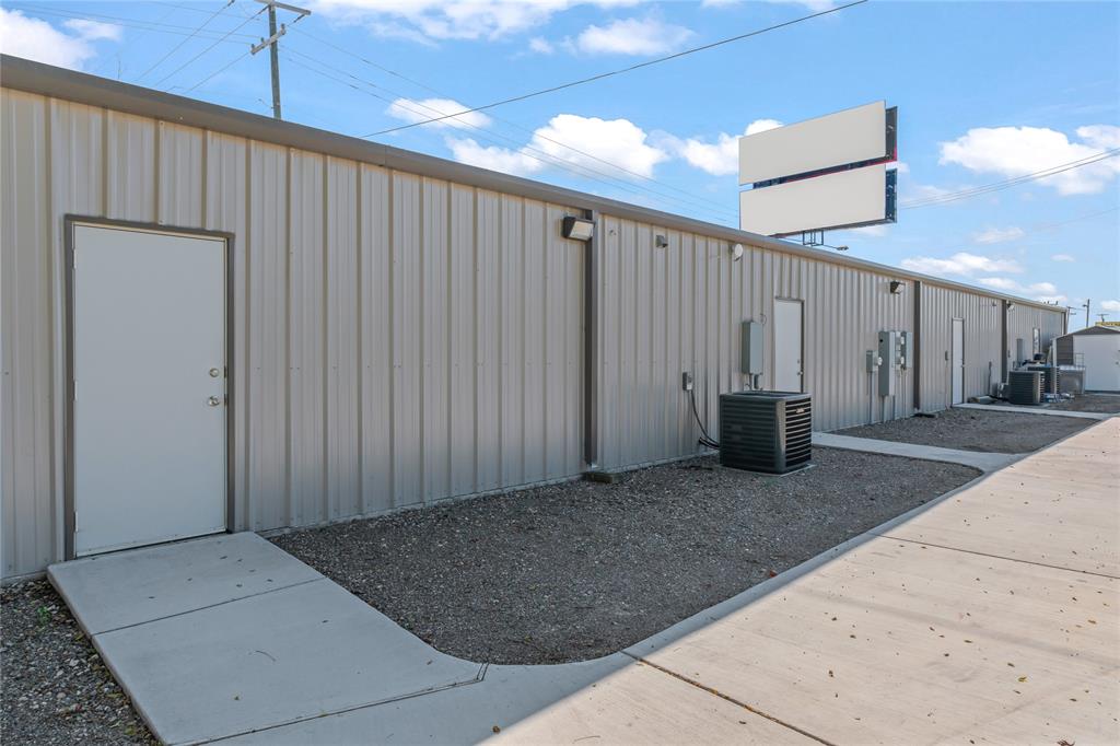 15996 Hwy 80 Property Photo 5