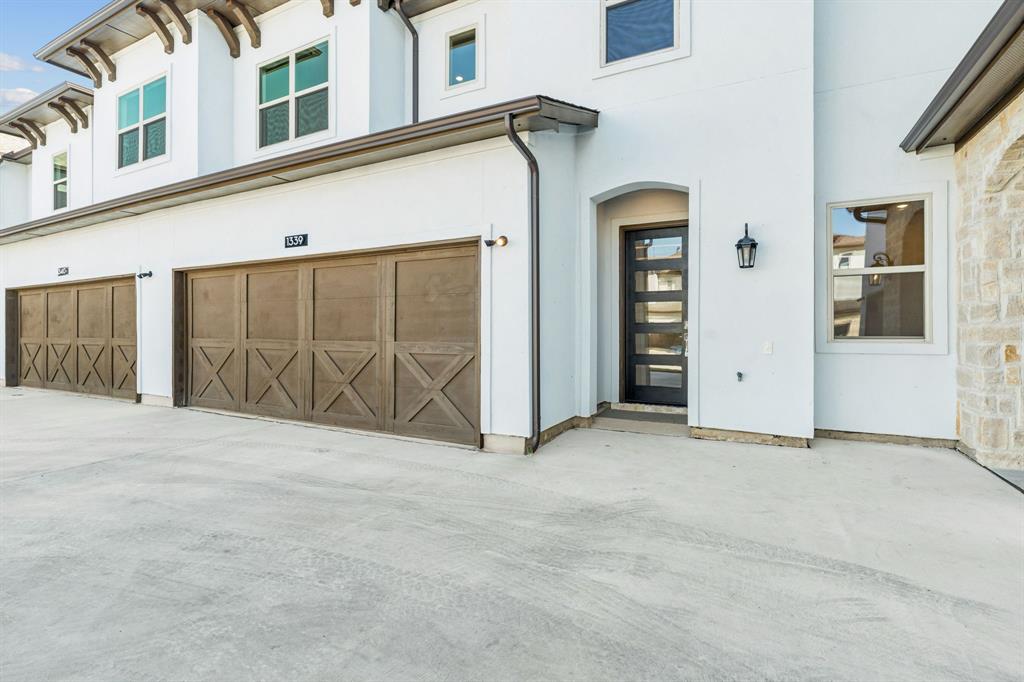 428 Waterscape Drive 1339 Property Photo 2