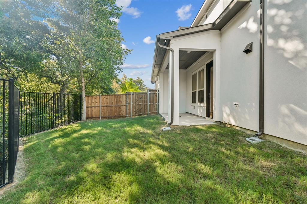 428 Waterscape Drive 1339 Property Photo 7