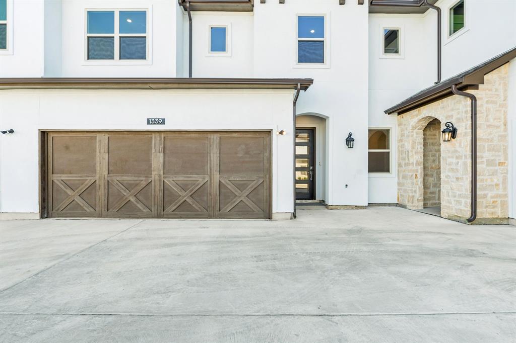428 Waterscape Drive 1339 Property Photo 8