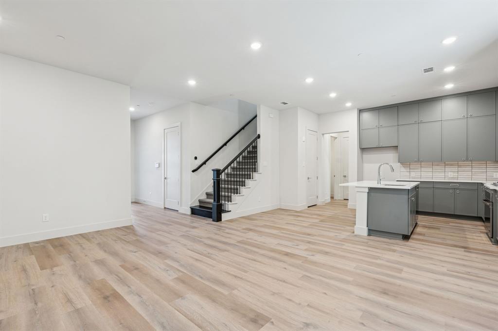 428 Waterscape Drive 1339 Property Photo 13