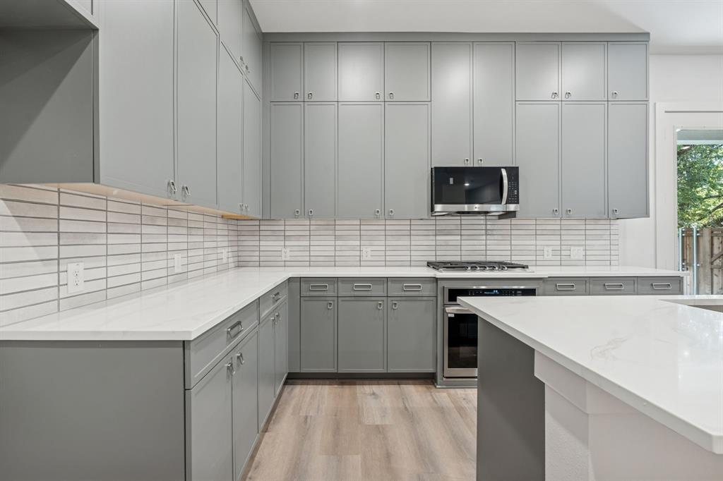 428 Waterscape Drive 1339 Property Photo 15