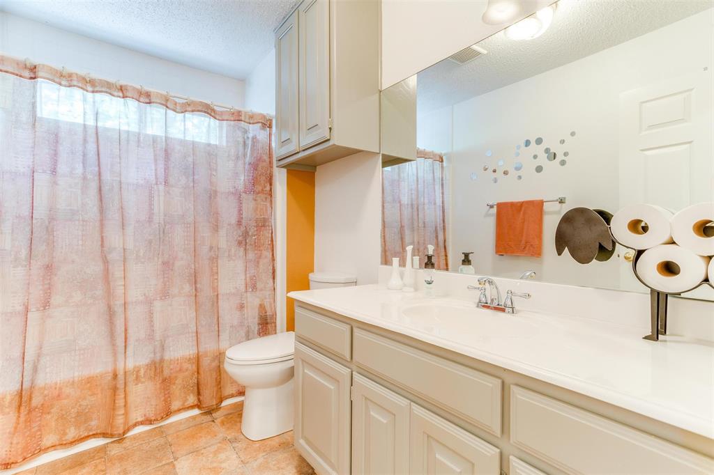 215 W Bethesda Road Property Photo 13