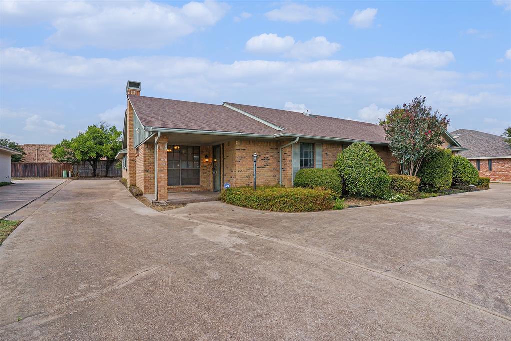5118 Ledgestone Drive Property Photo 1