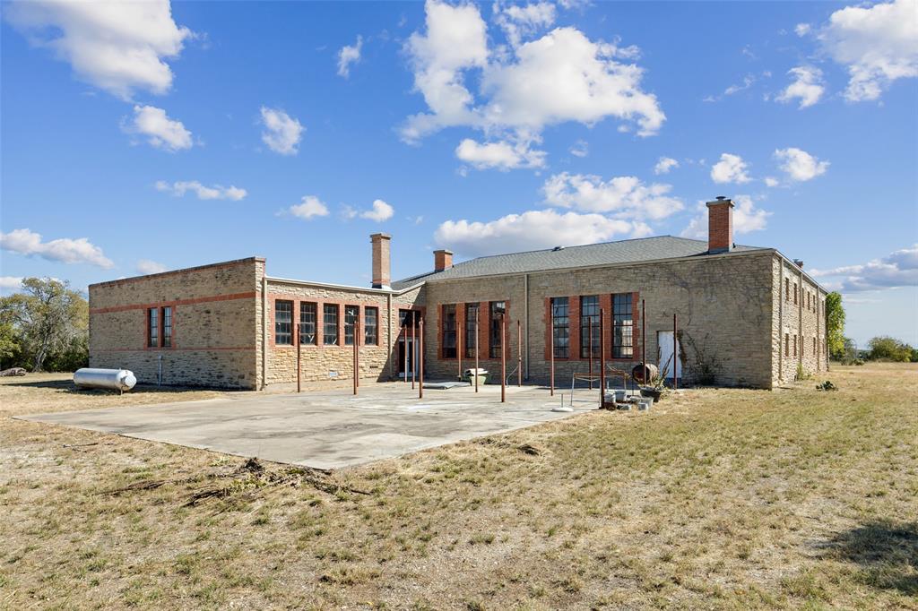 2591 Fm 1204 Property Photo 11
