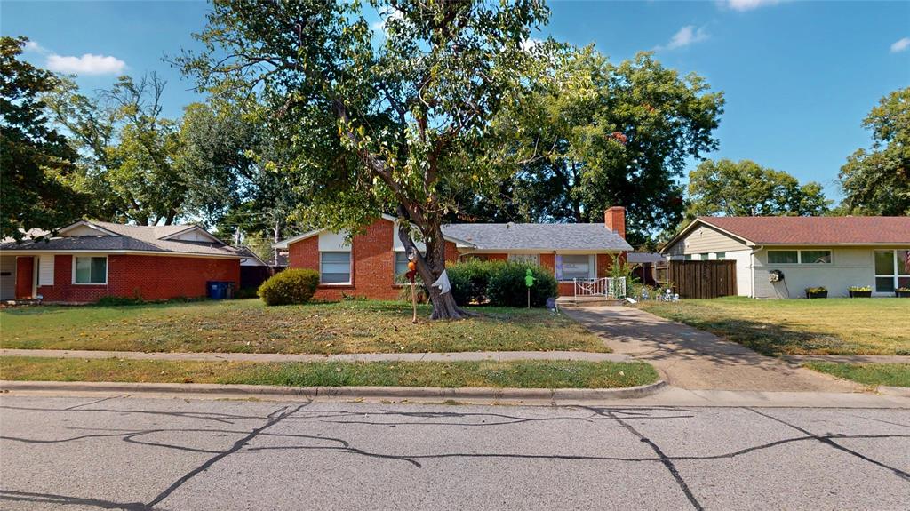 13409 Mount Castle Drive Property Photo 1