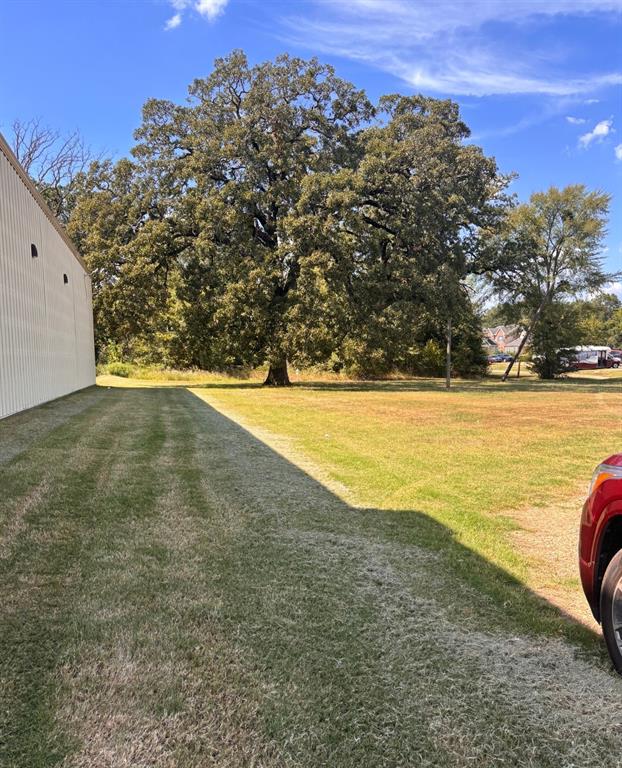1865 N Main Property Photo 21
