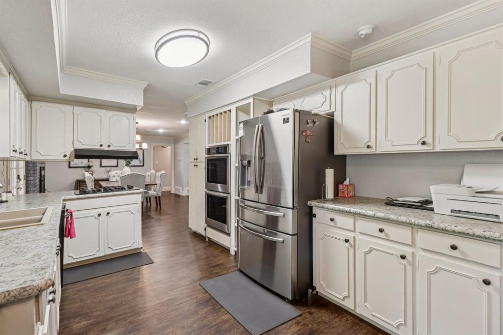 1213 W Tarrant Road Property Photo 13