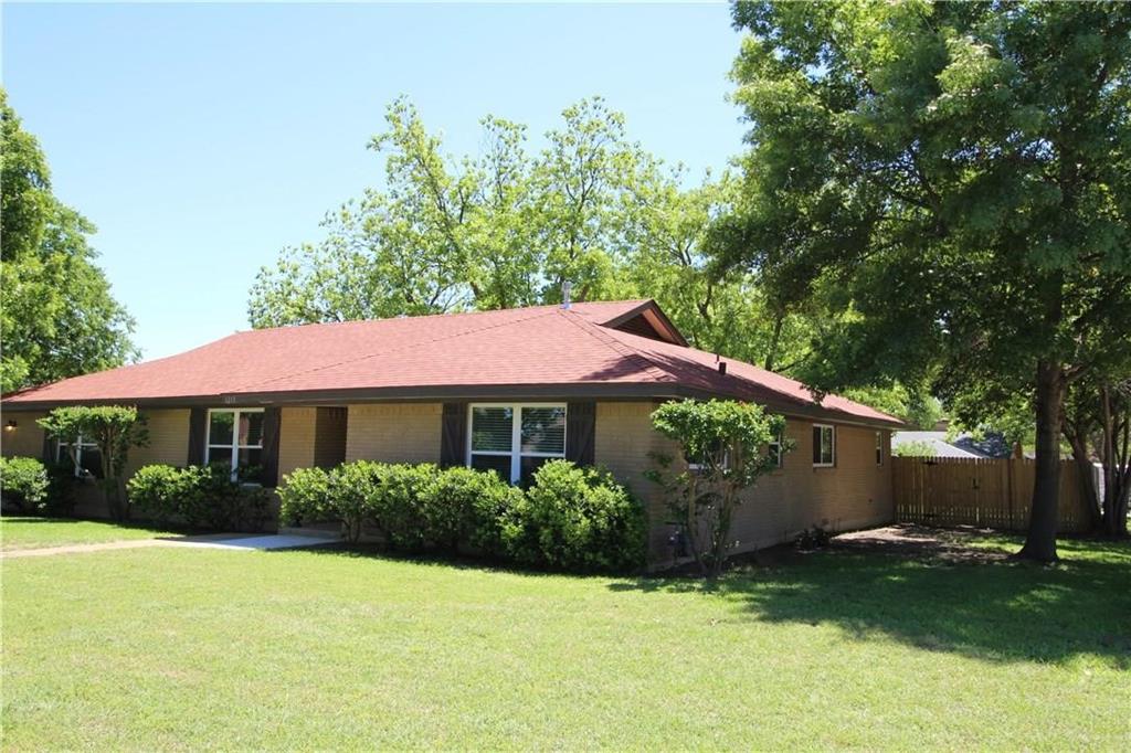 1213 W Tarrant Road Property Photo 27