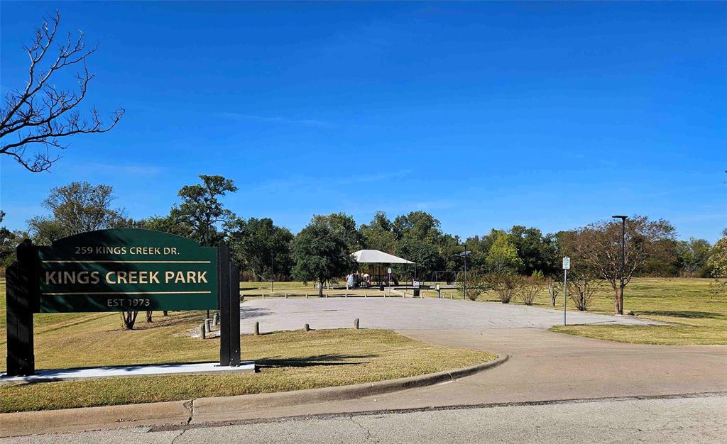 503 Pin Oak Drive Property Photo 2