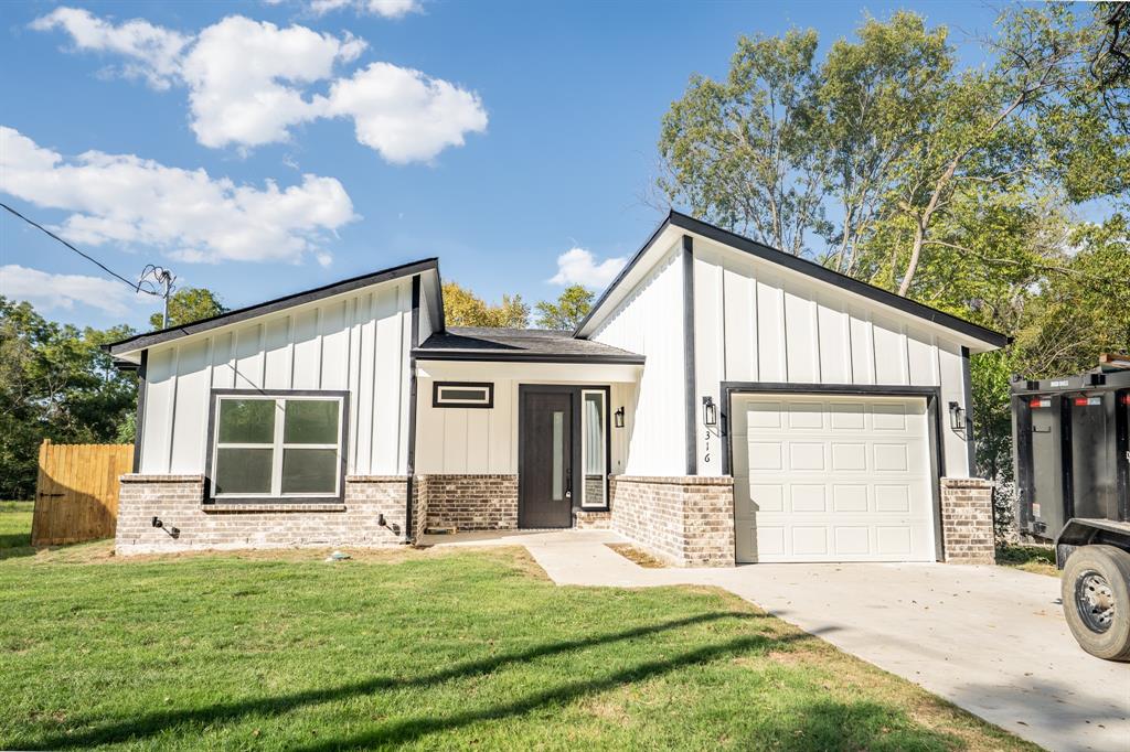 316 Beckham Street