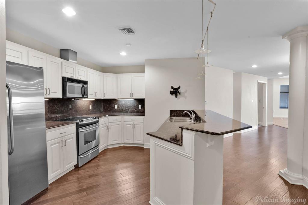 229 Milam Street 42 Property Photo 1
