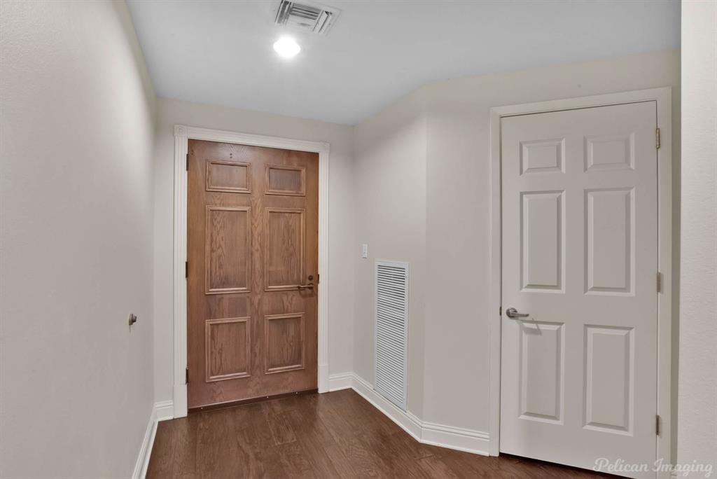229 Milam Street 42 Property Photo 25