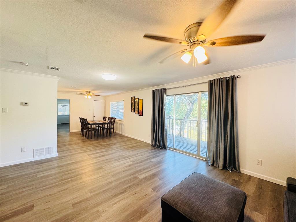2118 Rock Creek Drive Property Photo 4