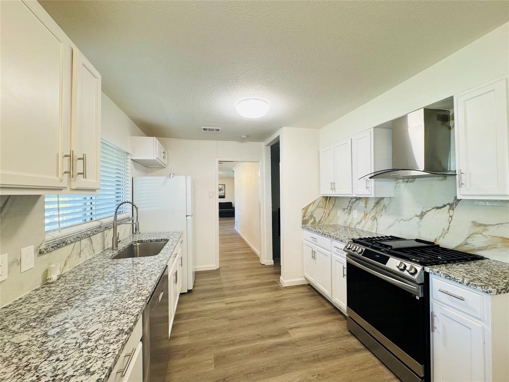 2118 Rock Creek Drive Property Photo 8