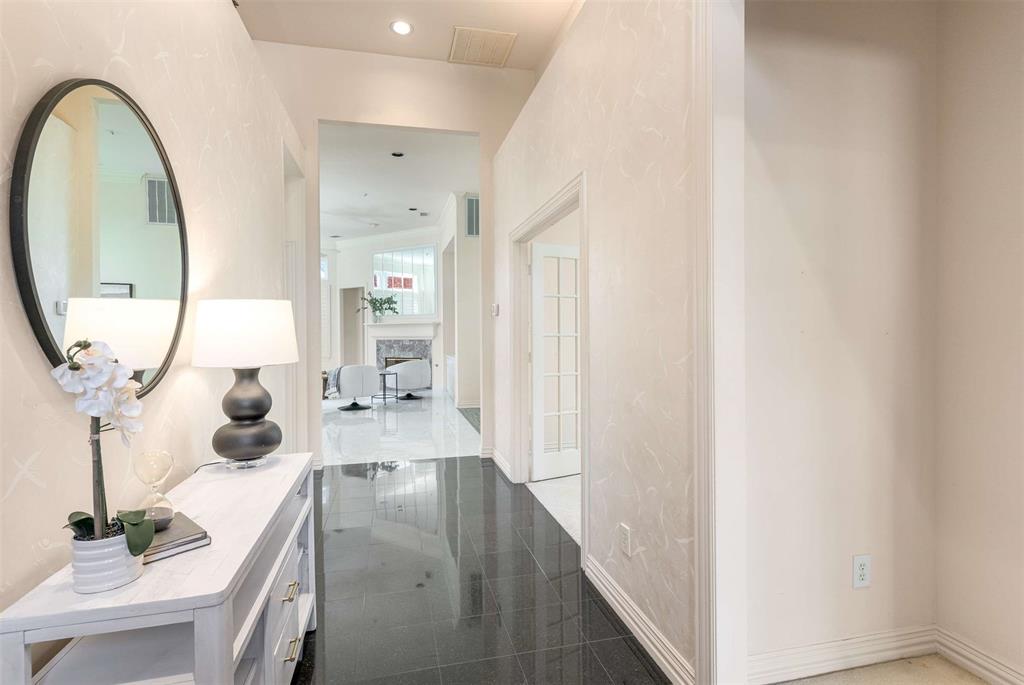 3752 Park Place Property Photo 5