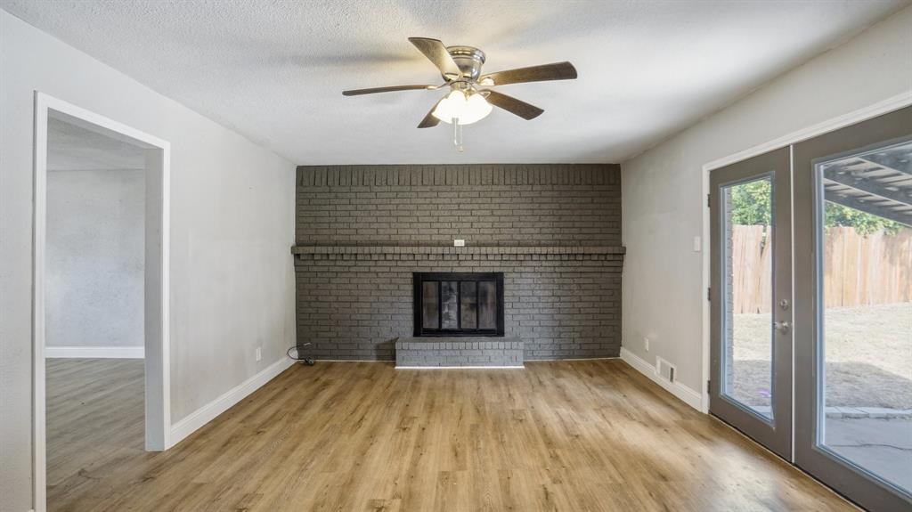 8036 Woodhue Circle Property Photo 8