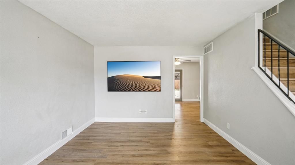 8036 Woodhue Circle Property Photo 10