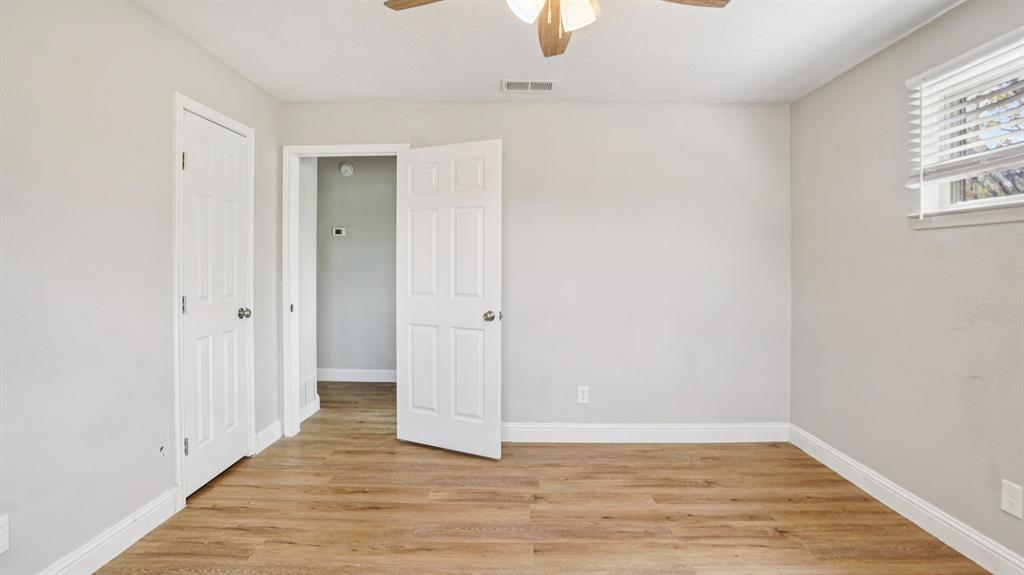 8036 Woodhue Circle Property Photo 22