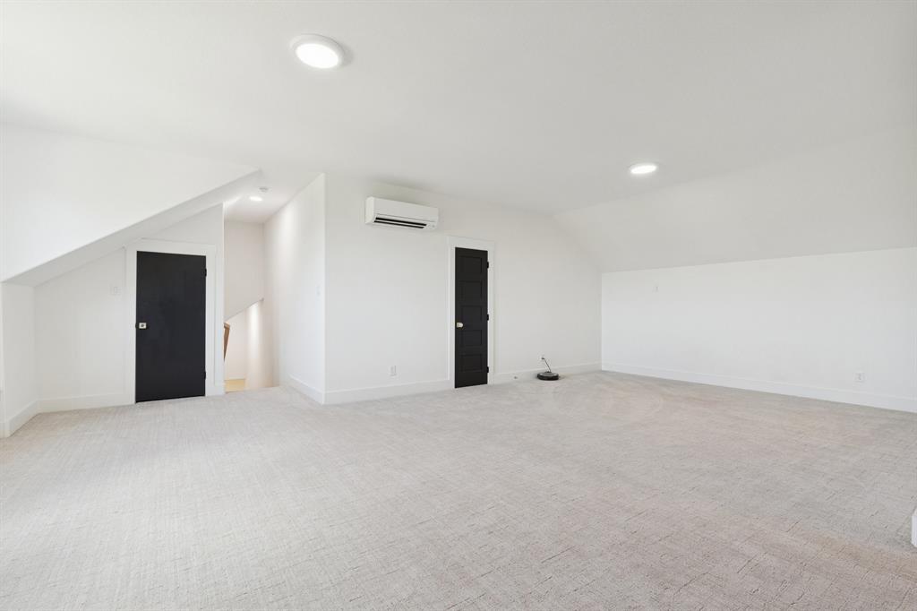 1208 Eagles Bluff Drive Property Photo 25