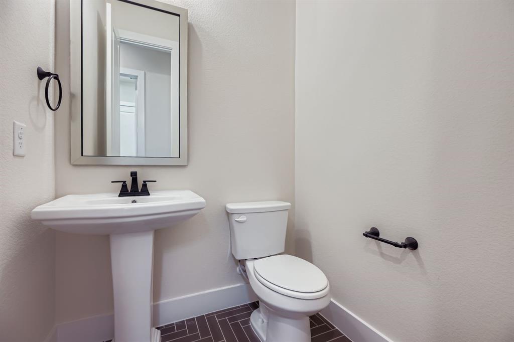 4408 Lamplights Drive Property Photo 15