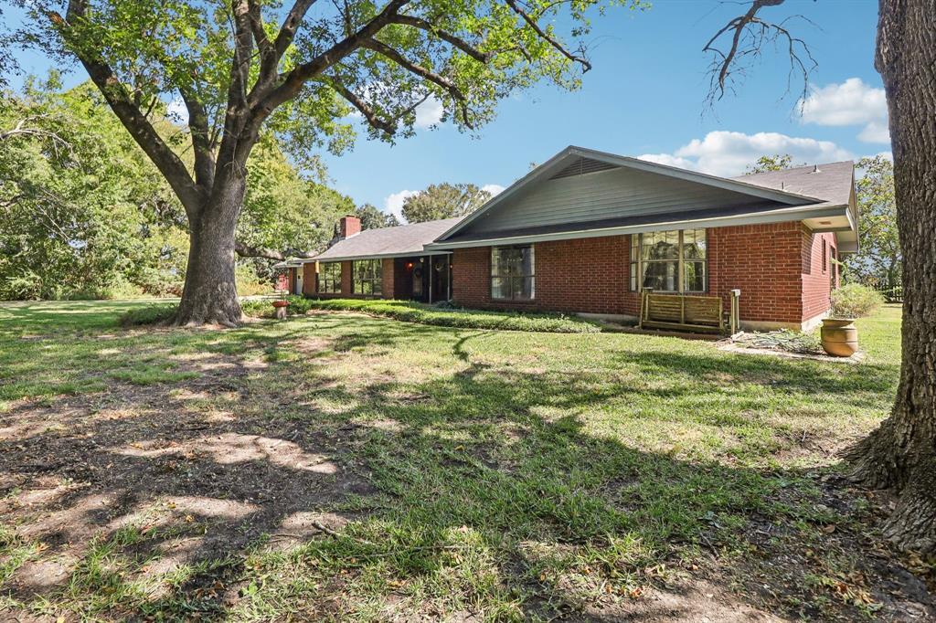 329 Lowell Road Property Photo 3
