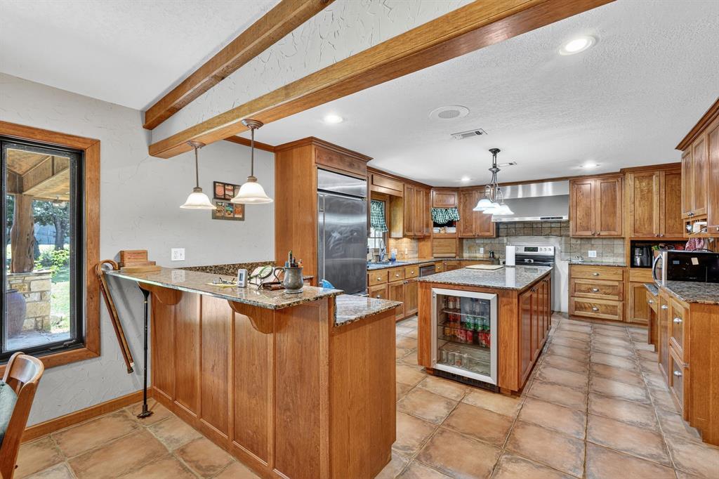 725 County Road 300 Property Photo 11