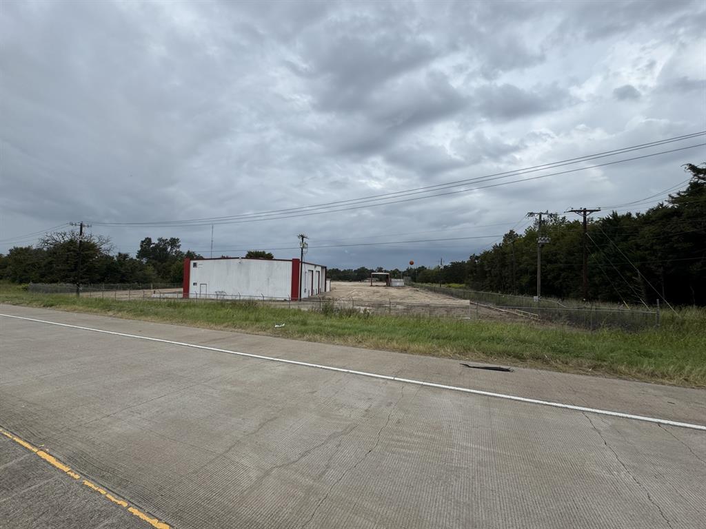 9182 S Us Highway 79 Property Photo 10