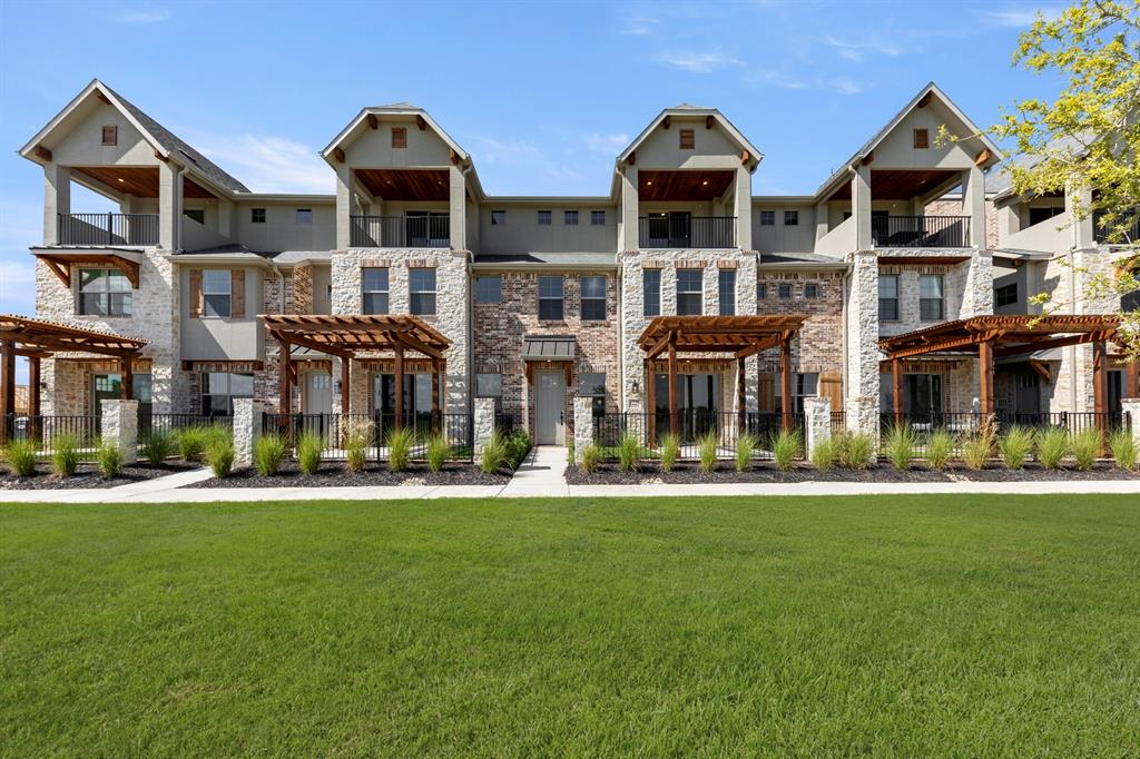 1225 Armstrong Property Photo 1