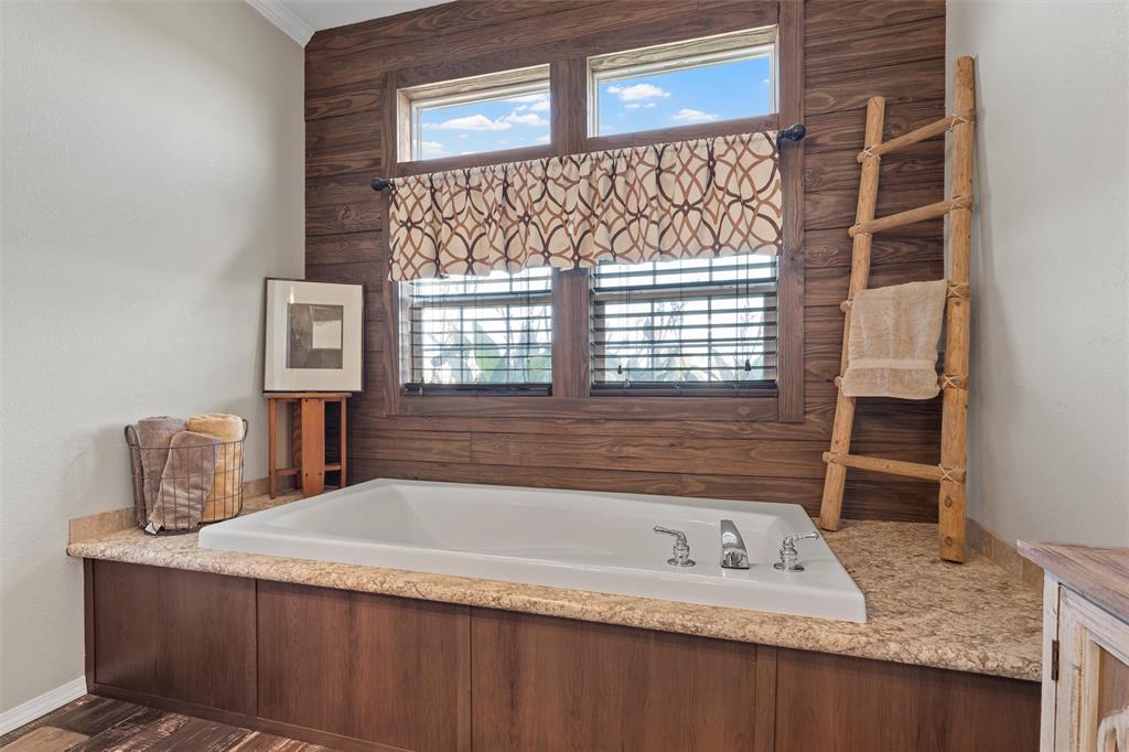3449 Bluhm Road Property Photo 20