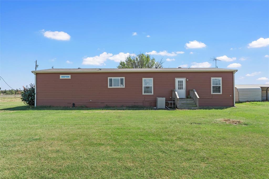 3449 Bluhm Road Property Photo 32